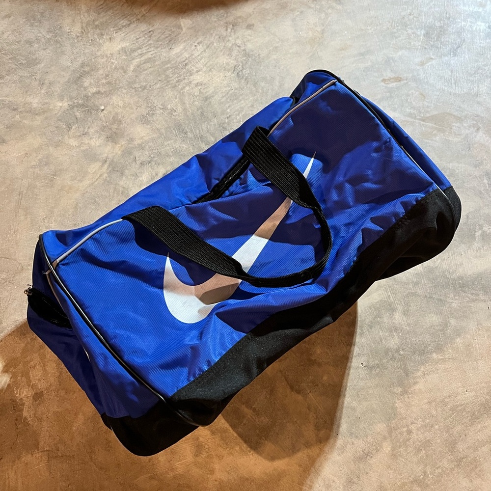 Nike Blue and Black Men's Duffel Bag